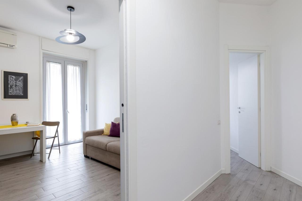 Piazza De Angeli M1 Comfortable Flat With Balcony Milán Exterior foto